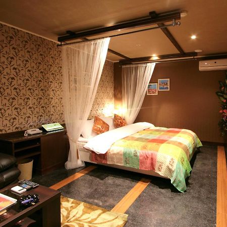 Sari Seki Inter (Adults Only) Hotel Kameyama Exterior photo