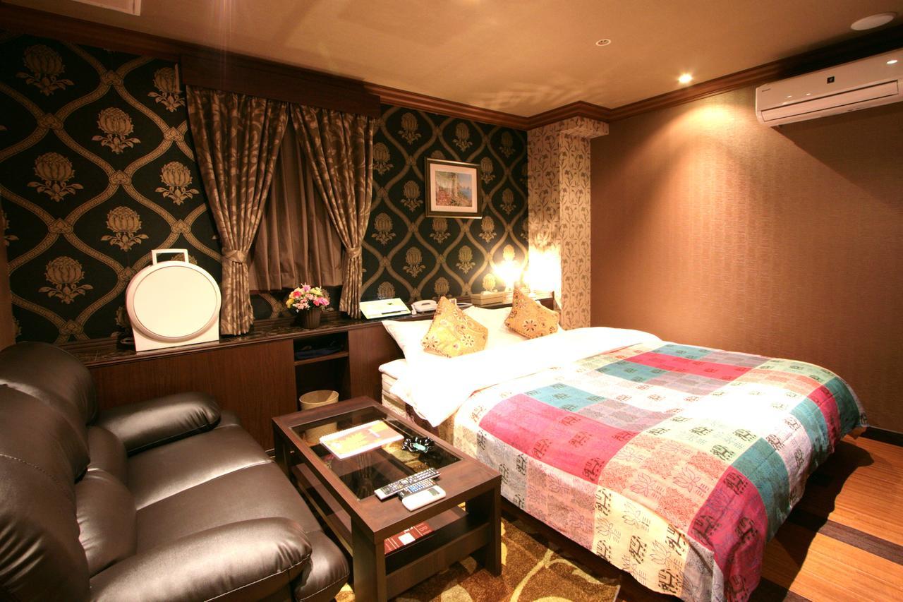 Sari Seki Inter (Adults Only) Hotel Kameyama Exterior photo